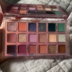 Huda Beauty Mercury Retrograde